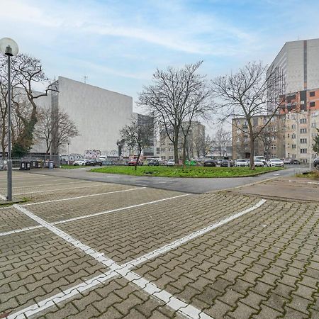 Natural-Style Apartment In The Centre Of Pressburg Exterior foto