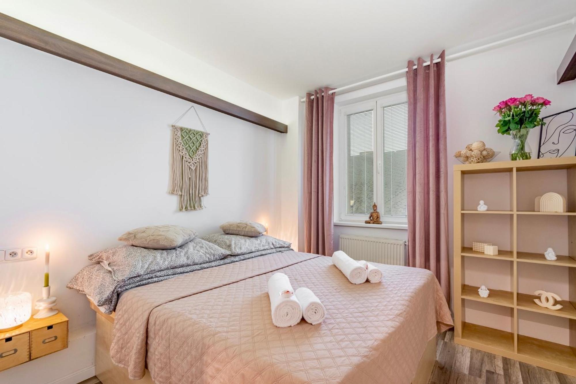 Natural-Style Apartment In The Centre Of Pressburg Exterior foto