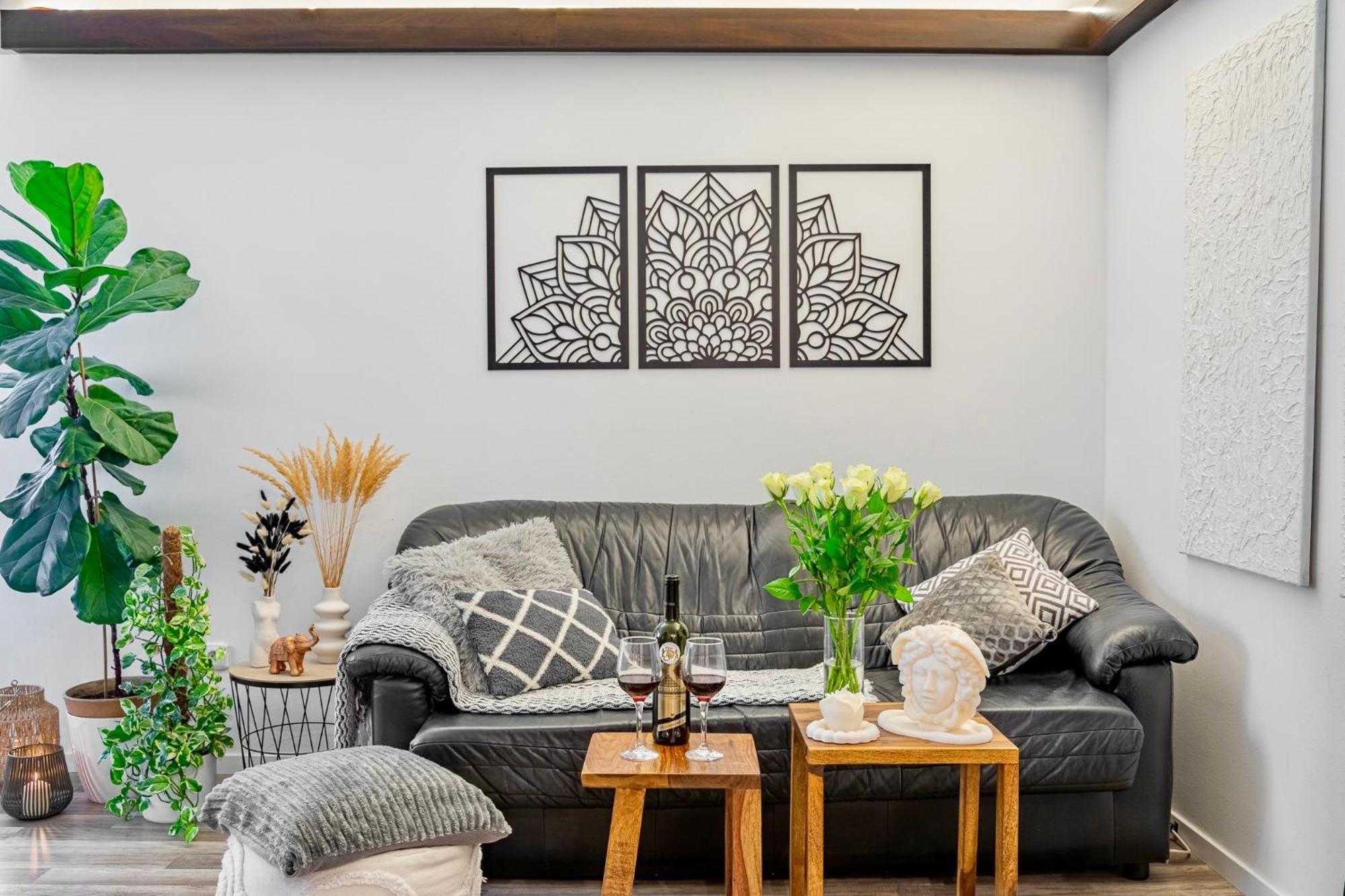 Natural-Style Apartment In The Centre Of Pressburg Exterior foto